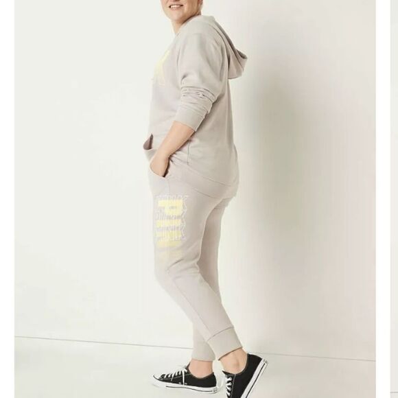 Victoria’s Secret Pink Logo Everyday Lounge Skinny Jogger Pants Platinum - Picture 7 of 10